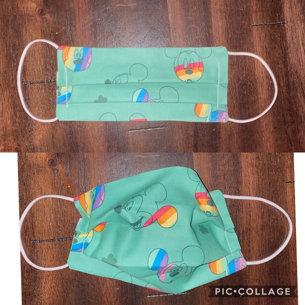 Disney Mickey Mouse 🌈🍀 face mask